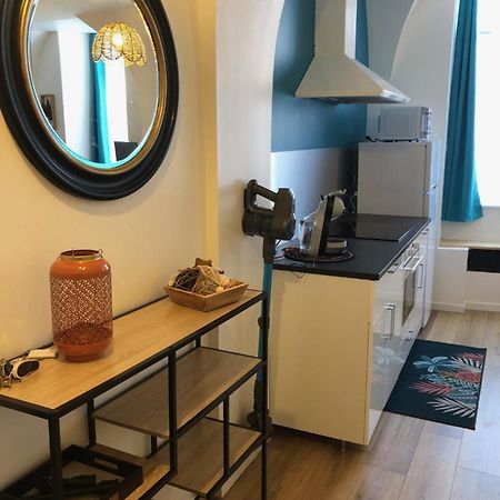 Charmant Appartement, 1 Chambre, En Centre Historique Аноне Екстериор снимка