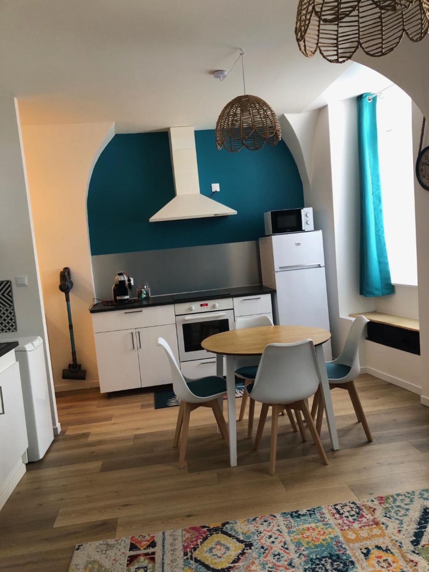 Charmant Appartement, 1 Chambre, En Centre Historique Аноне Екстериор снимка